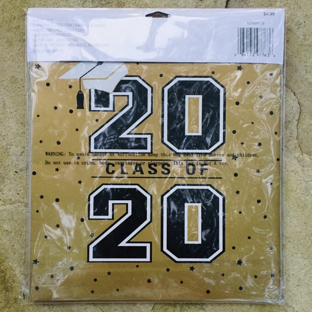 ๐ FREE ๐ CARD COLLECTION BOX | CLASS OF 2020 - Picture 3 of 5